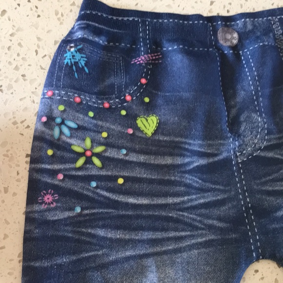 3/$15 George Leggings - Picture 2 of 7